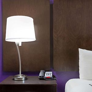 King Room Mobility or hearing accessible